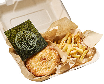 강물에 흩어진 꽃눈 치즈 감자와 미트 파이